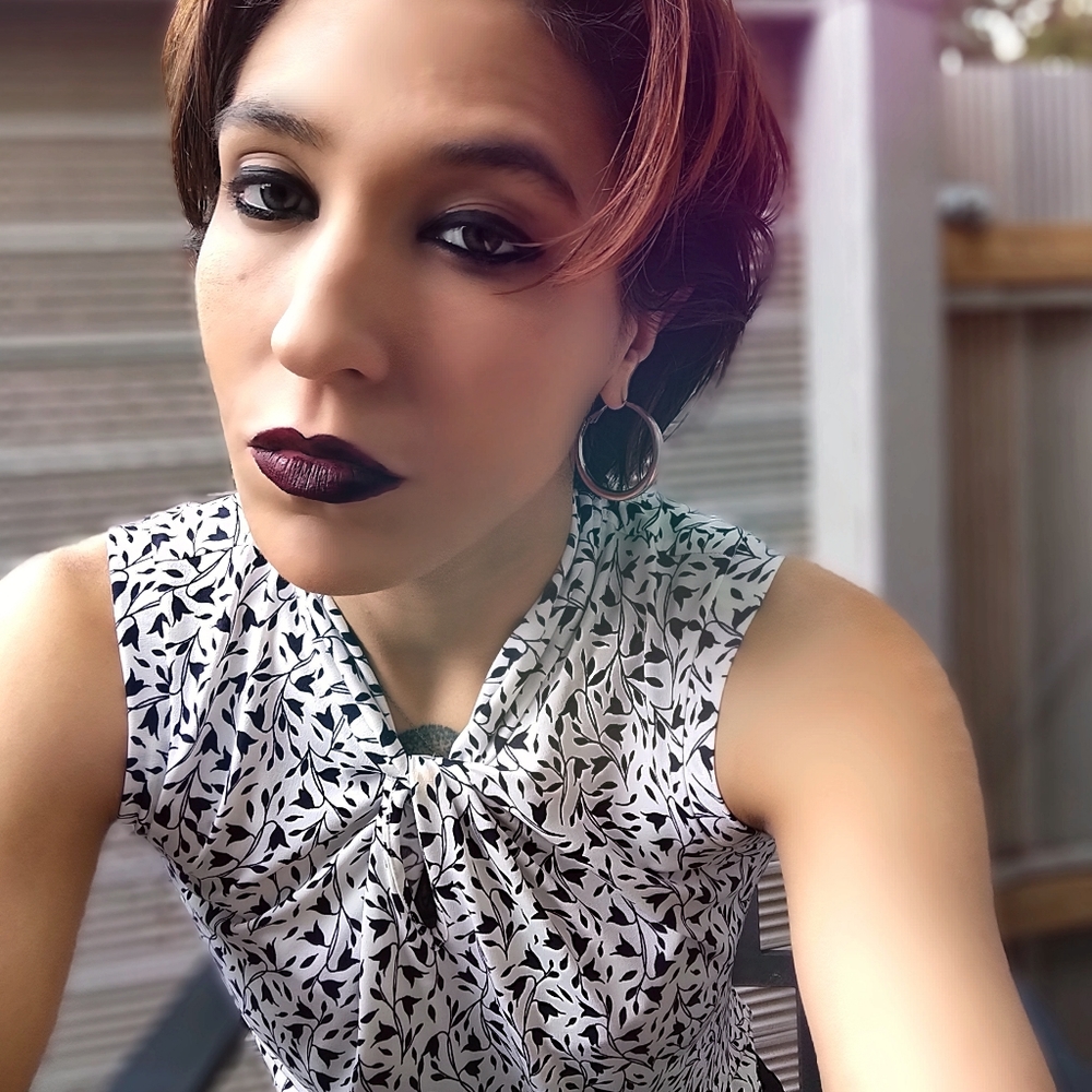 Meet your Posher, Aisha